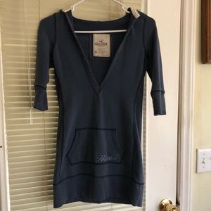 Woman’s Hollister Top
